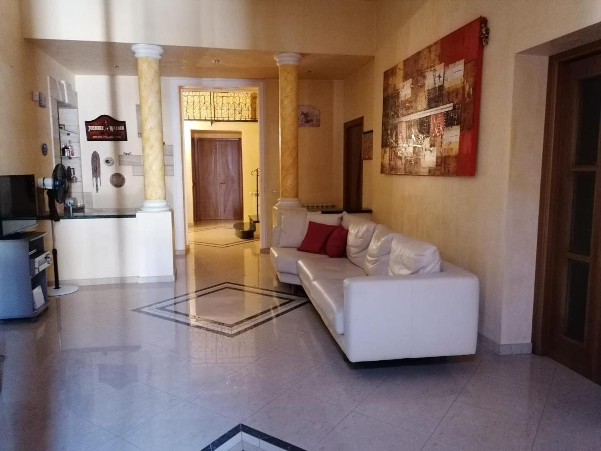 Carini Luxury Apartment Vicino Aereoporto E Al Mare Екстер'єр фото