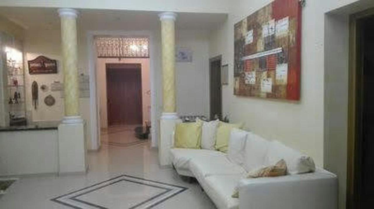 Carini Luxury Apartment Vicino Aereoporto E Al Mare Екстер'єр фото